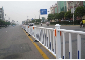 张家界市市政道路护栏工程