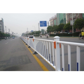 张家界市市政道路护栏工程